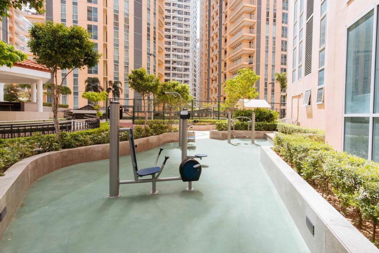 Reddoorz Premium @ Venice Luxury Bgc 2 Makati City Eksteriør bilde