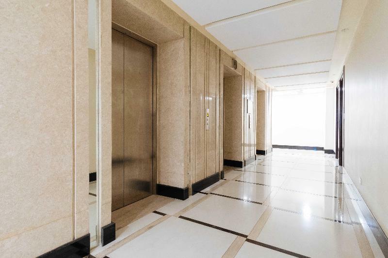 Reddoorz Premium @ Venice Luxury Bgc 2 Makati City Eksteriør bilde